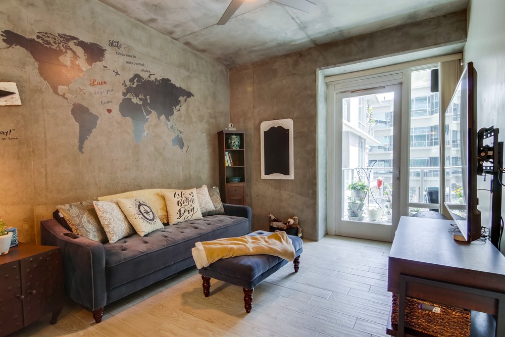 Virtual tour photo 8 of 33 for 1080 Park Blvd #303