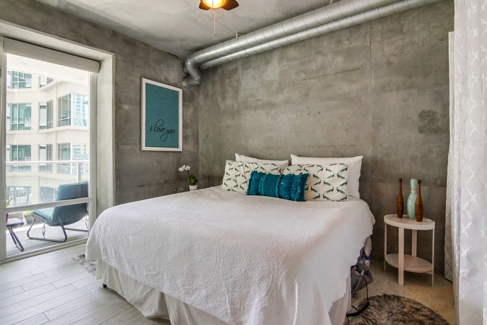 Virtual tour photo 19 of 33 for 1080 Park Blvd #303