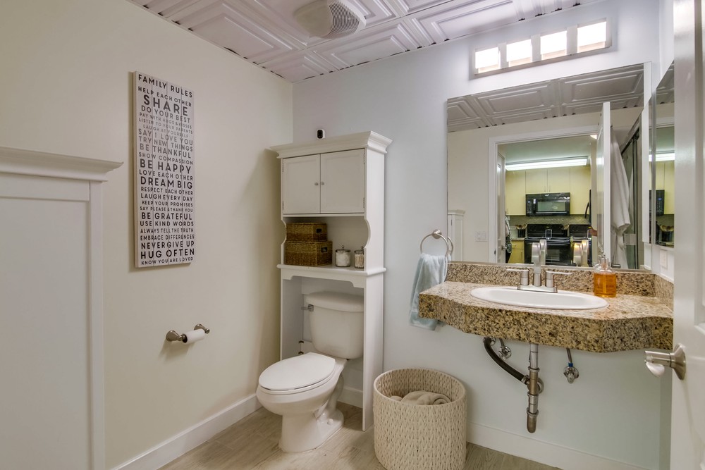 Virtual tour photo 22 of 33 for 1080 Park Blvd #303