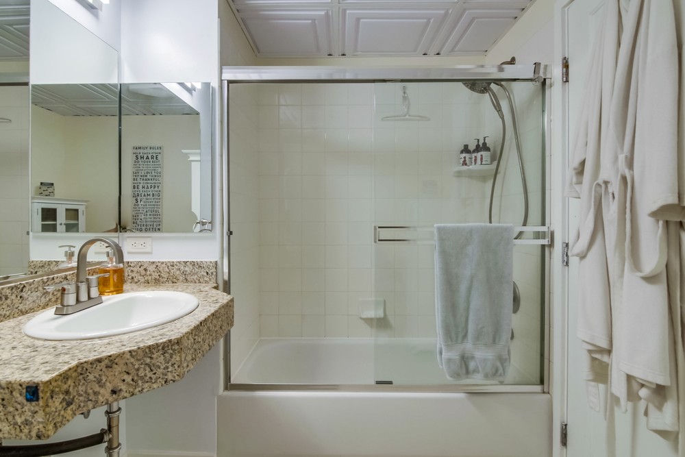 Virtual tour photo 23 of 33 for 1080 Park Blvd #303