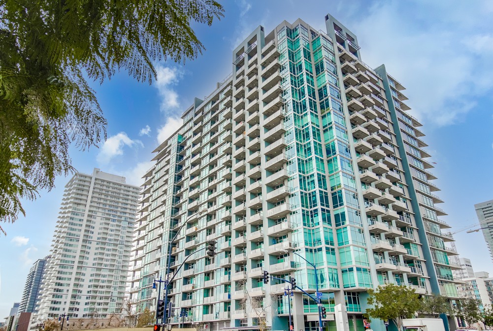 Virtual tour photo 3 of 52 for 1080 Park Blvd
