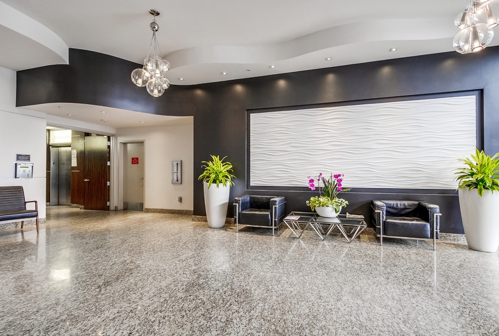 Virtual tour photo 7 of 52 for 1080 Park Blvd