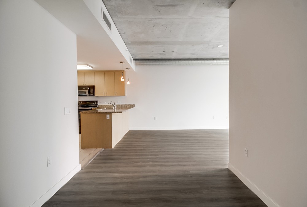 Virtual tour photo 14 of 52 for 1080 Park Blvd