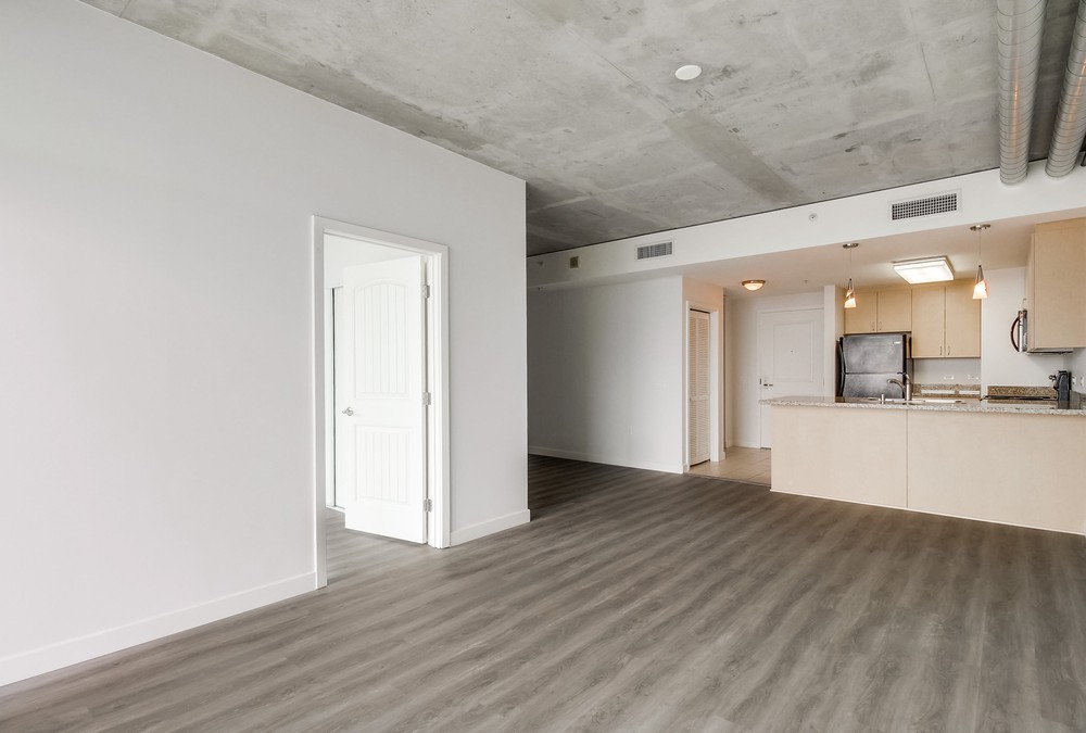 Virtual tour photo 15 of 52 for 1080 Park Blvd