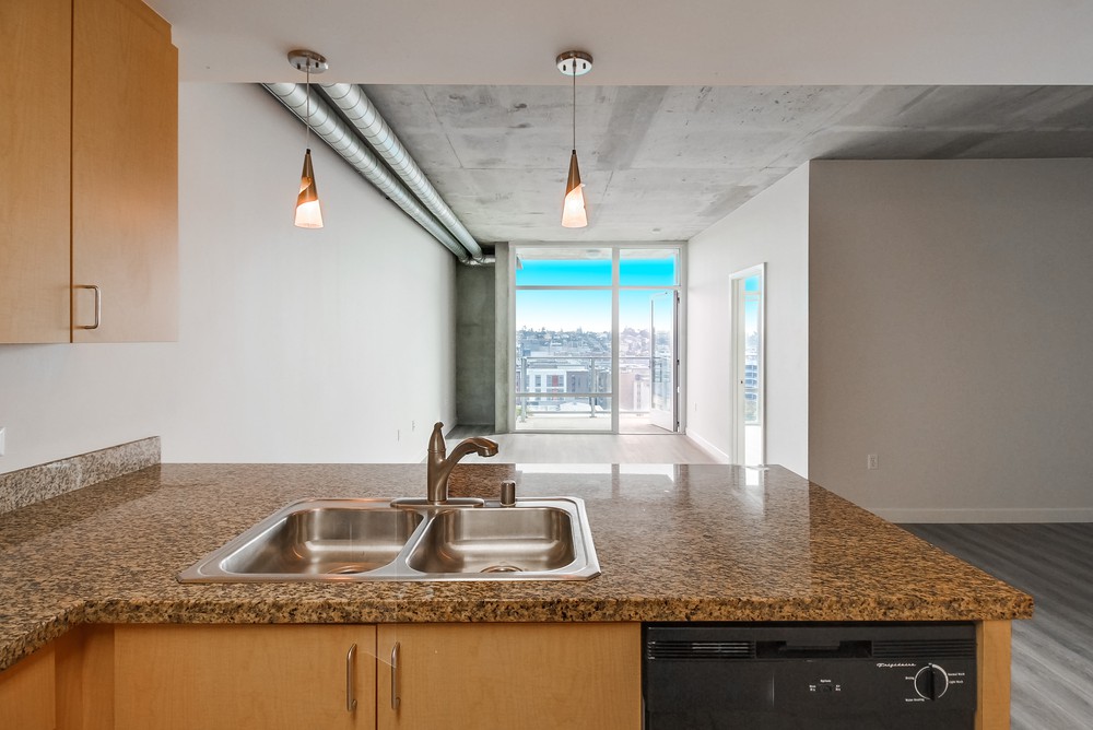 Virtual tour photo 24 of 52 for 1080 Park Blvd