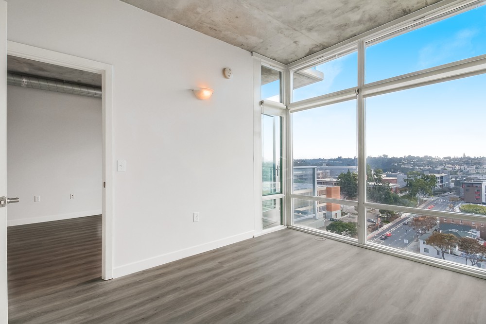 Virtual tour photo 28 of 52 for 1080 Park Blvd