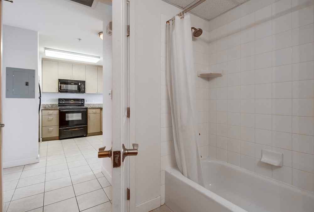 Virtual tour photo 34 of 52 for 1080 Park Blvd