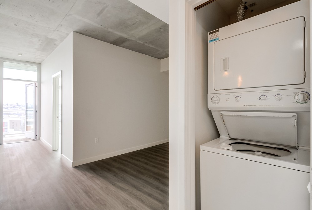Virtual tour photo 35 of 52 for 1080 Park Blvd