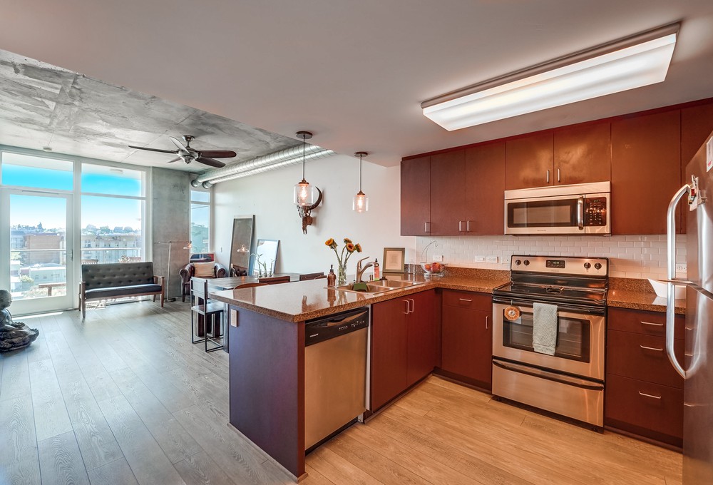 Virtual tour photo 9 of 46 for 1080 Park Blvd
