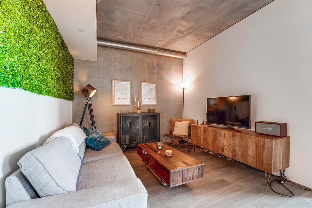 Virtual tour photo 12 of 46 for 1080 Park Blvd