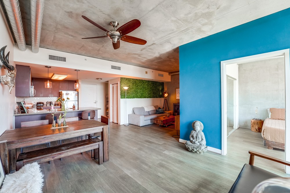 Virtual tour photo 21 of 46 for 1080 Park Blvd