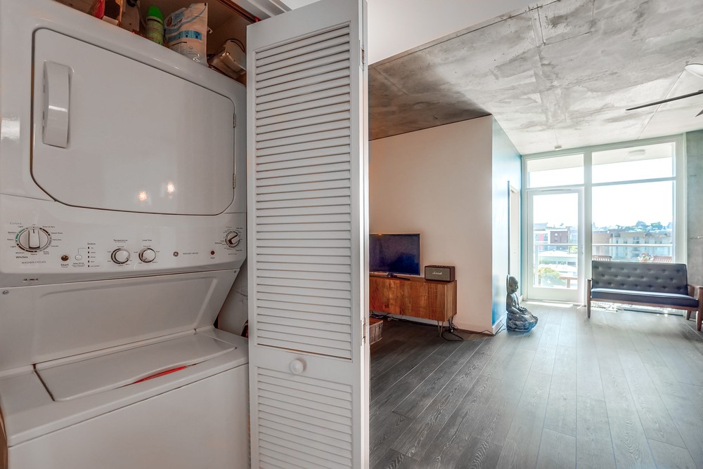 Virtual tour photo 35 of 46 for 1080 Park Blvd