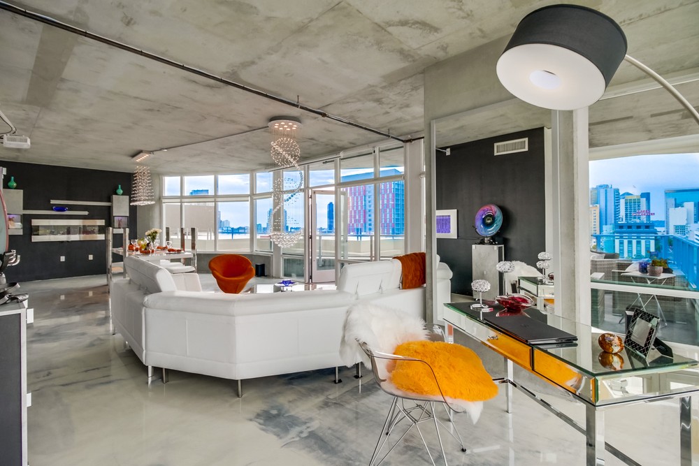 Virtual tour photo 11 of 39 for 1080 Park Blvd #701