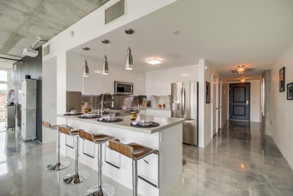 Virtual tour photo 22 of 39 for 1080 Park Blvd #701