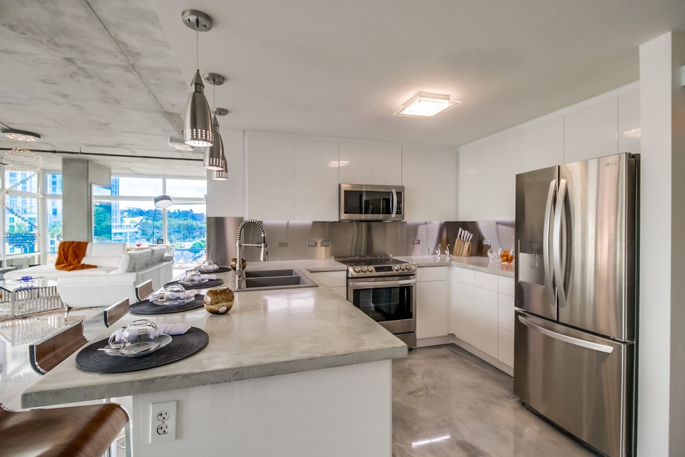Virtual tour photo 24 of 39 for 1080 Park Blvd #701