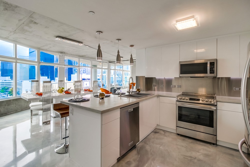 Virtual tour photo 25 of 39 for 1080 Park Blvd #701