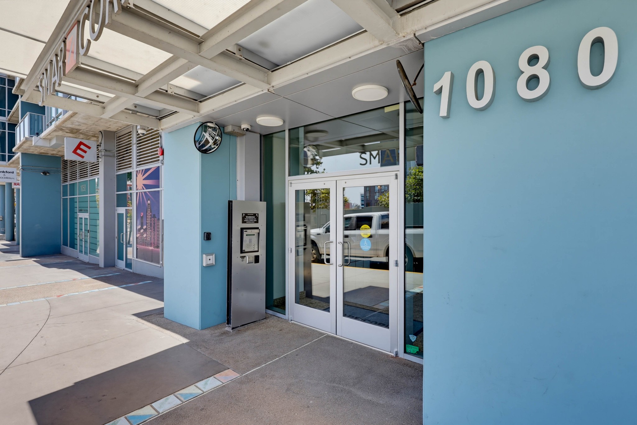Virtual tour photo 7 of 51 for 1080 Park Blvd