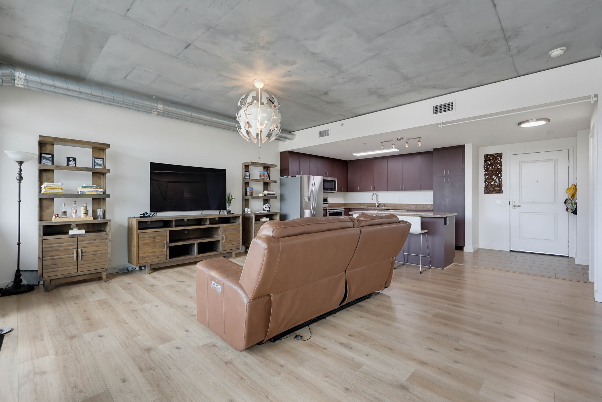 Virtual tour photo 26 of 51 for 1080 Park Blvd
