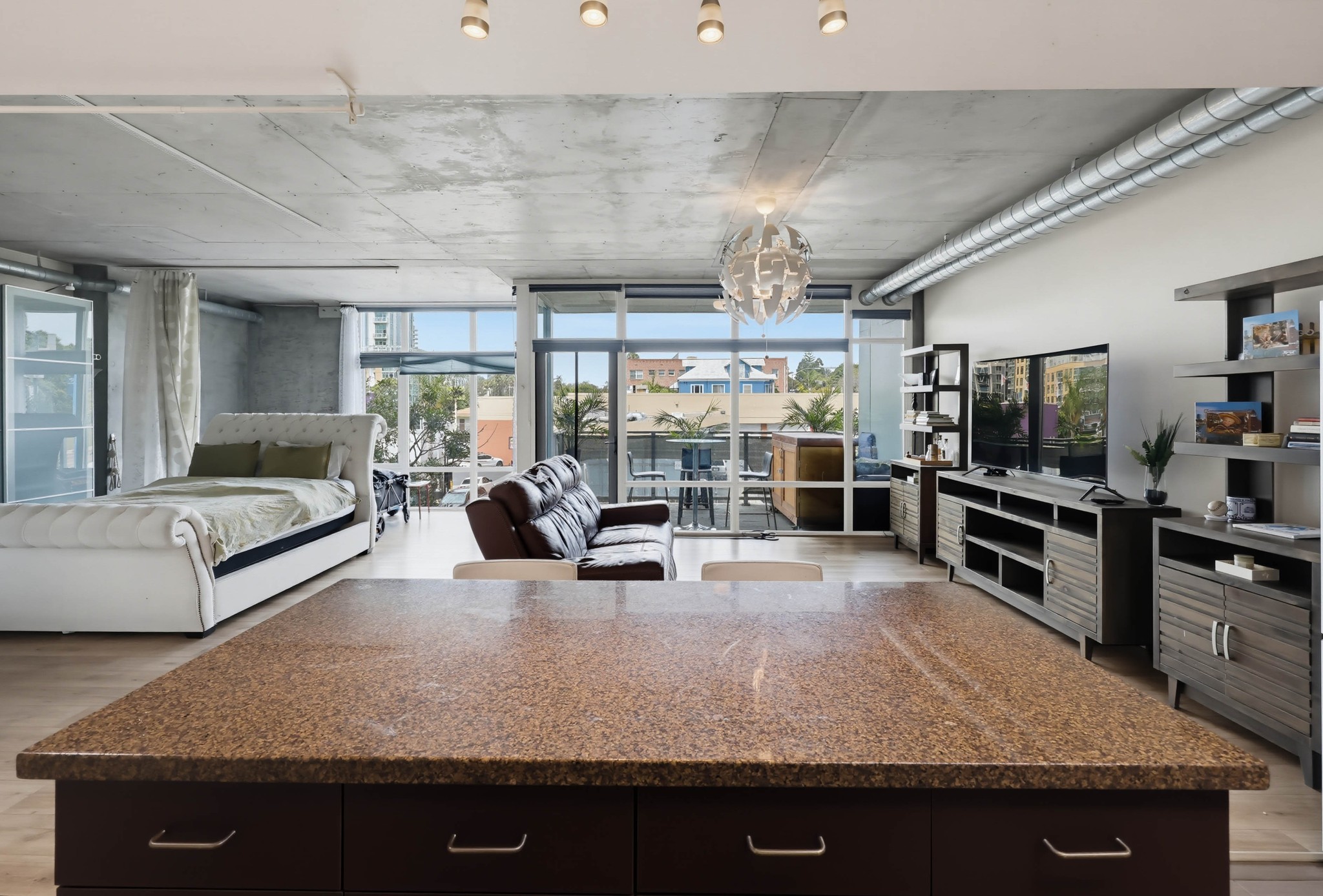 Virtual tour photo 30 of 51 for 1080 Park Blvd
