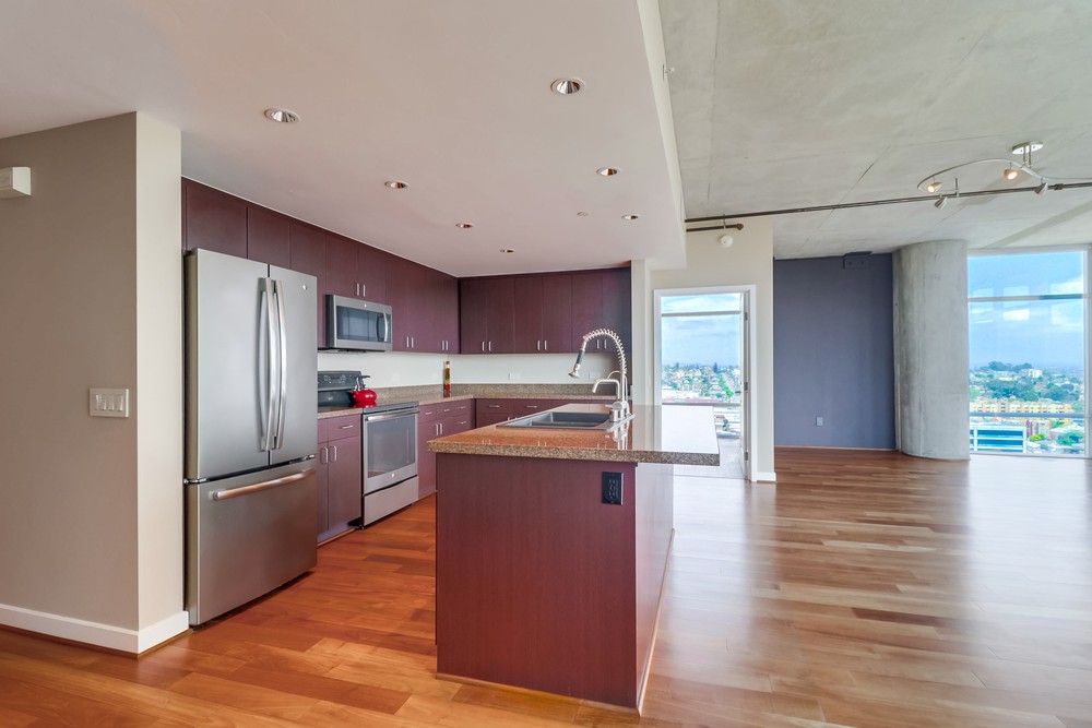 Virtual tour photo 13 of 50 for 1080 Park Blvd UNIT 1515