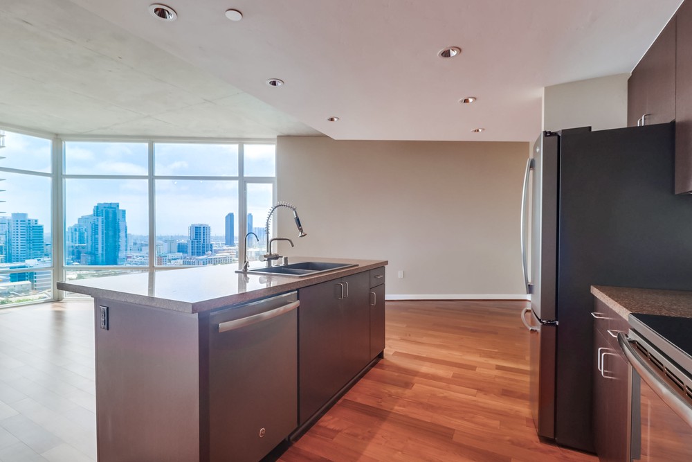 Virtual tour photo 17 of 50 for 1080 Park Blvd UNIT 1515