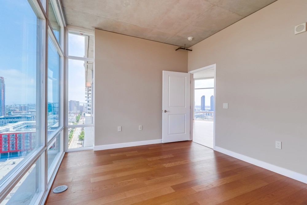 Virtual tour photo 22 of 50 for 1080 Park Blvd UNIT 1515