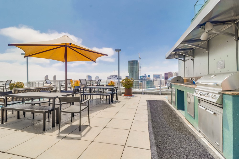 Virtual tour photo 47 of 50 for 1080 Park Blvd UNIT 1515