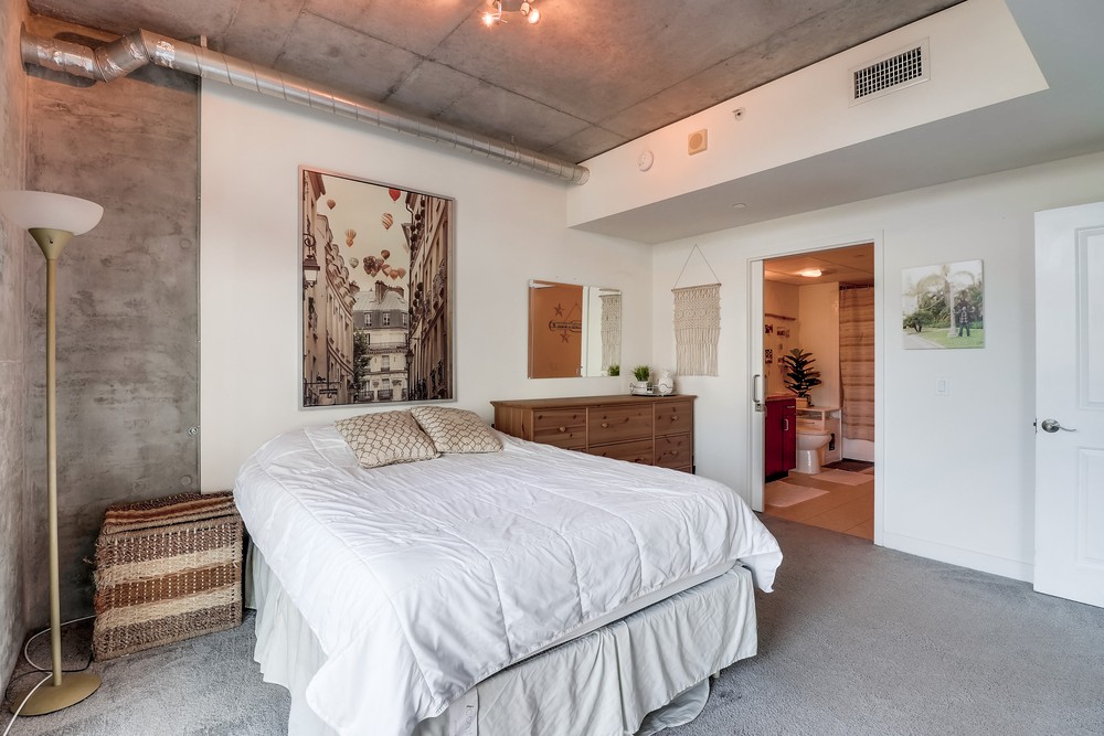 Virtual tour photo 26 of 47 for 1080 Park Blvd UNIT 201