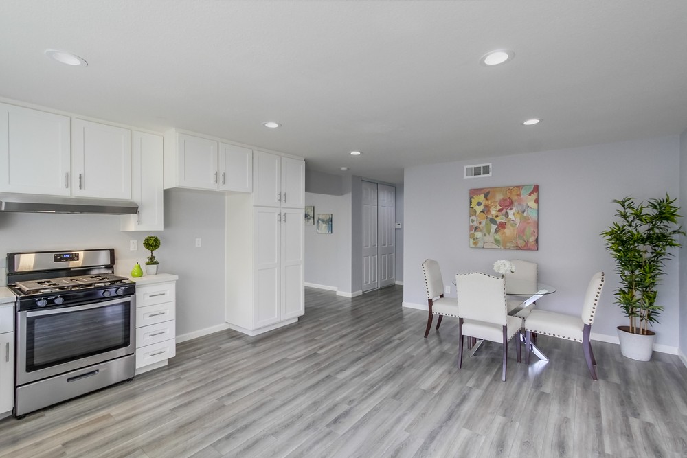 Virtual tour photo 15 of 44 for 10806 Eberly Ct