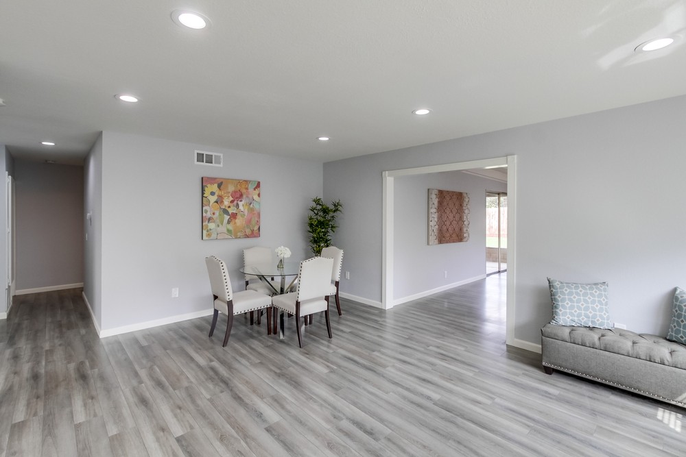 Virtual tour photo 16 of 44 for 10806 Eberly Ct