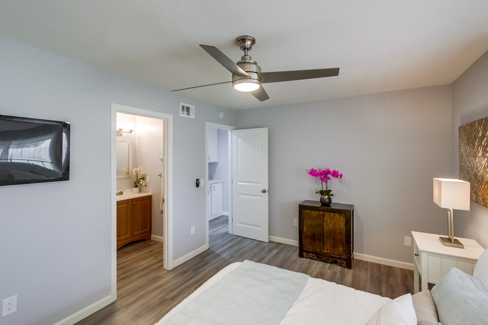 Virtual tour photo 25 of 44 for 10806 Eberly Ct