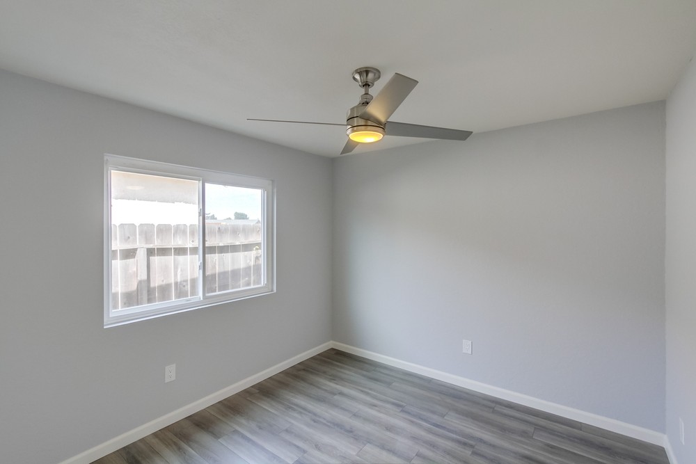 Virtual tour photo 32 of 44 for 10806 Eberly Ct