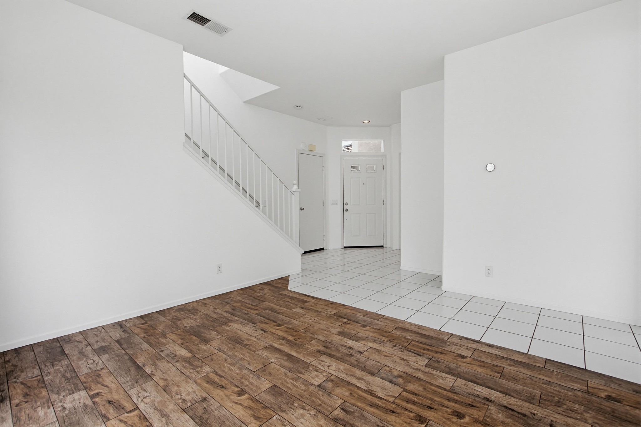 Virtual tour photo 12 of 58 for 10806 Westonhill Dr