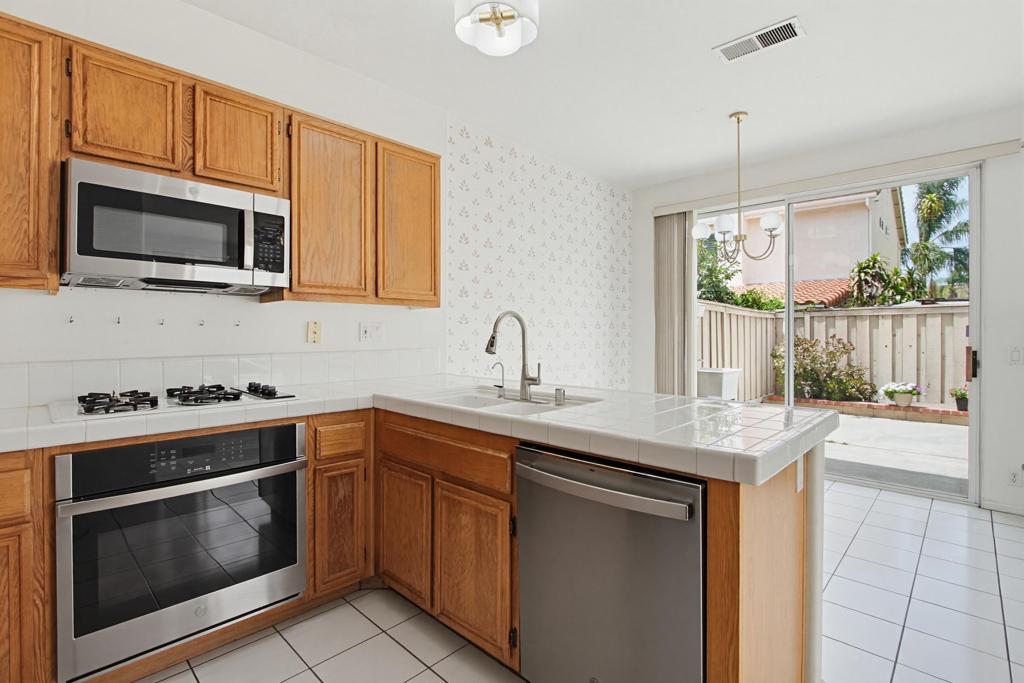 Virtual tour photo 24 of 58 for 10806 Westonhill Dr