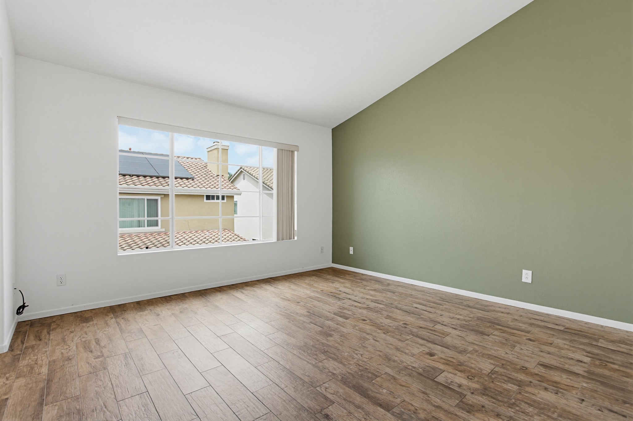 Virtual tour photo 38 of 58 for 10806 Westonhill Dr