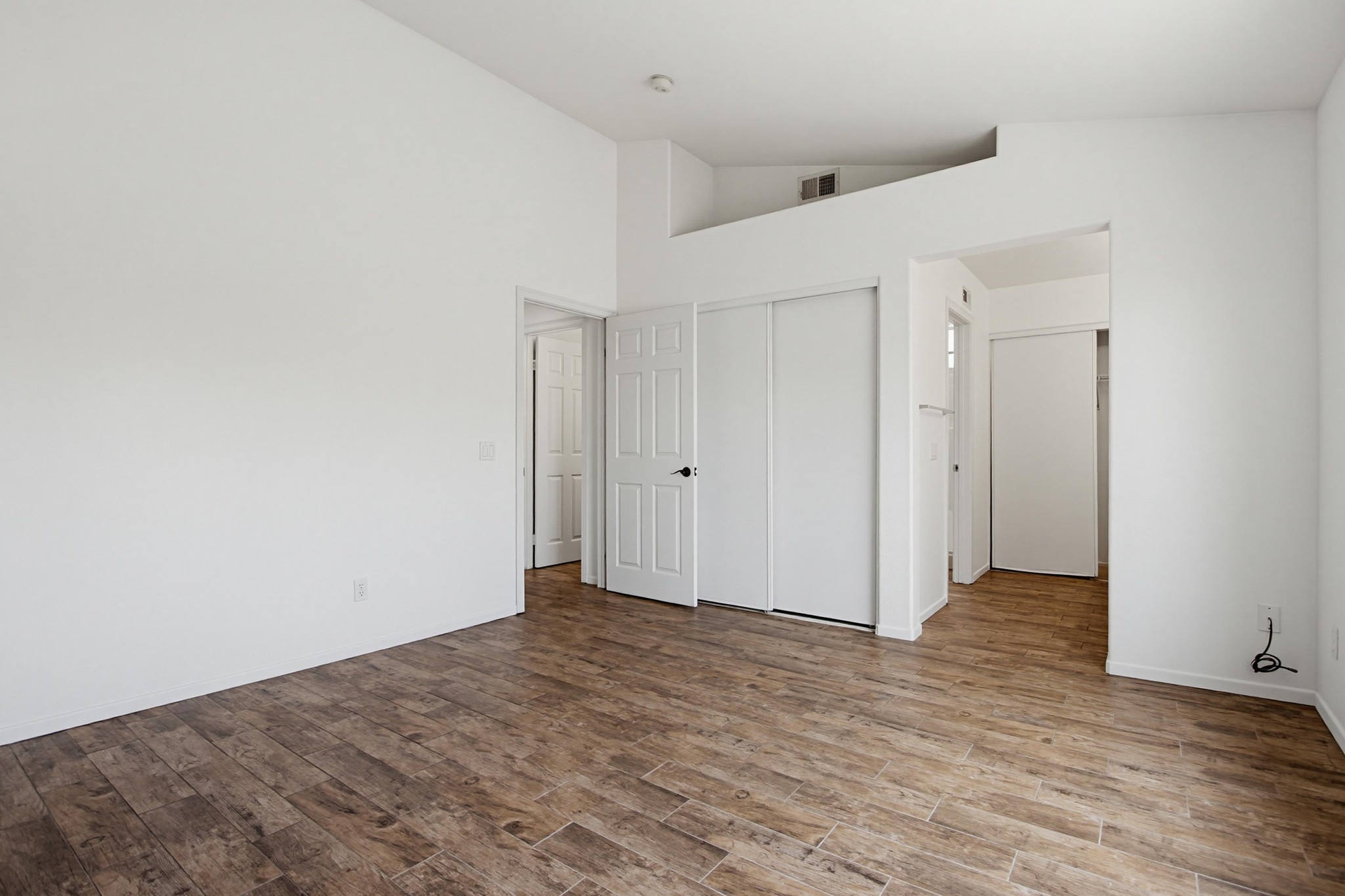 Virtual tour photo 40 of 58 for 10806 Westonhill Dr