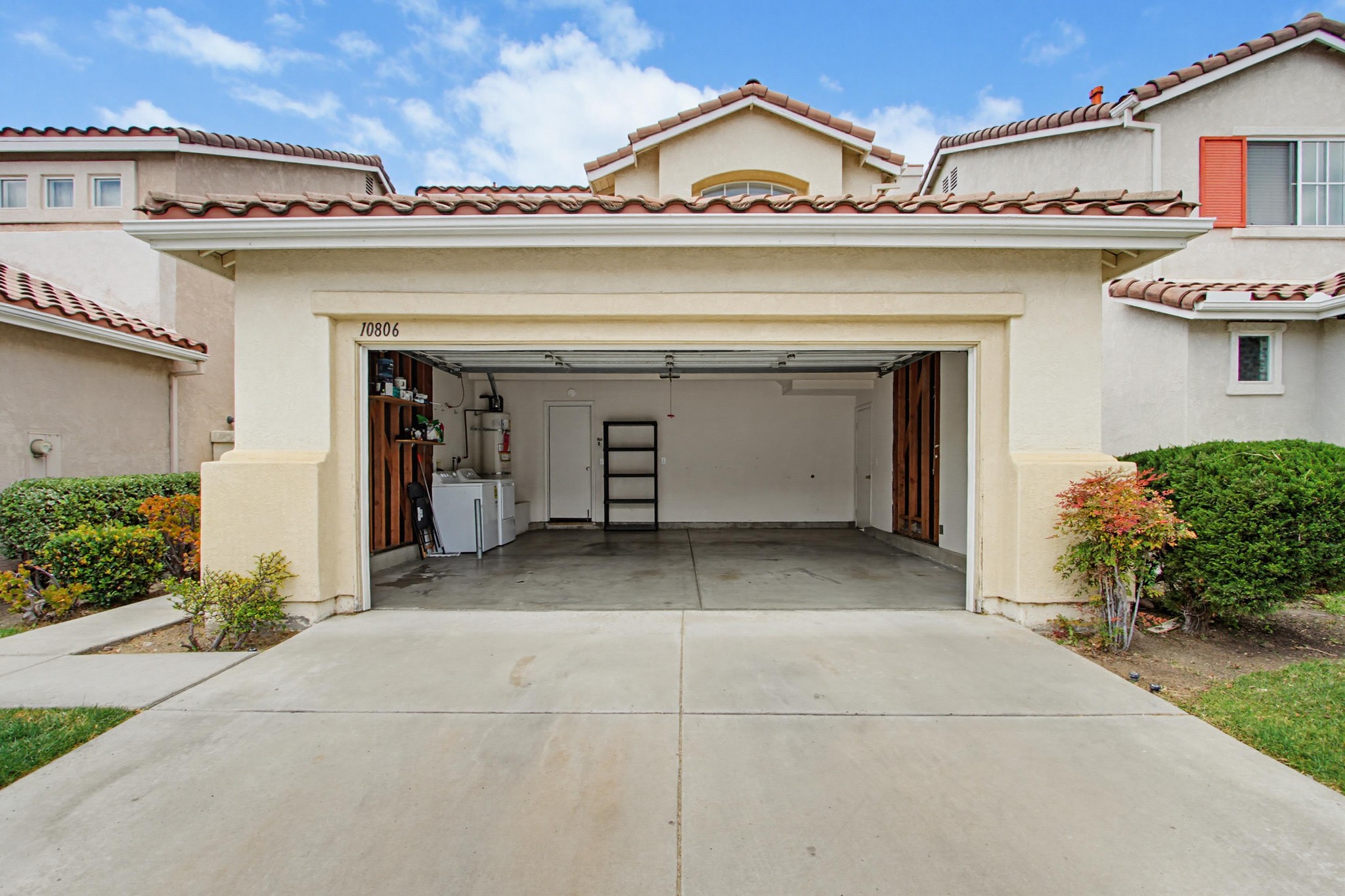 Virtual tour photo 57 of 58 for 10806 Westonhill Dr