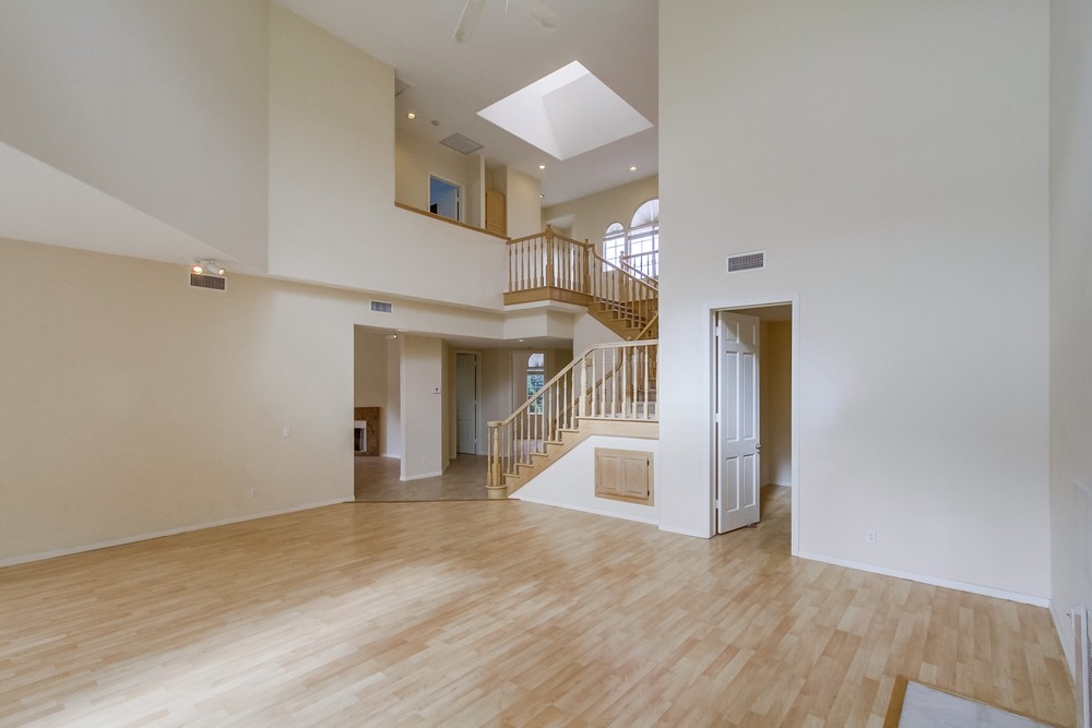 Virtual tour photo 7 of 53 for 10831 Red Rock Dr
