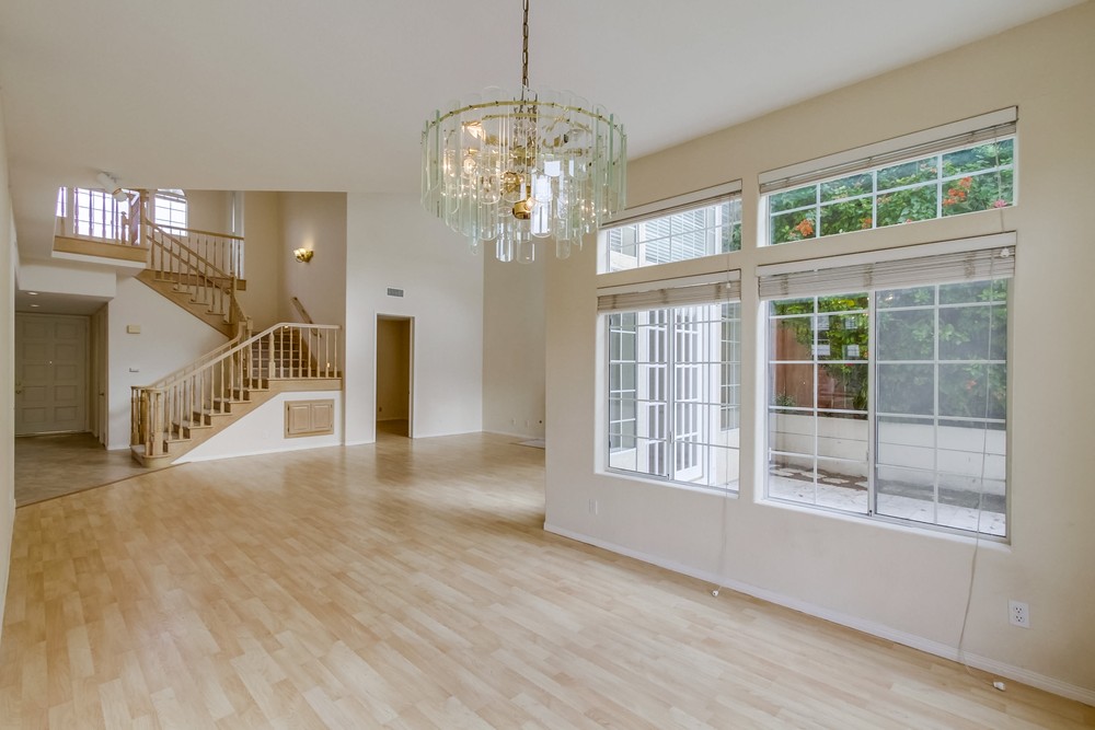 Virtual tour photo 11 of 53 for 10831 Red Rock Dr