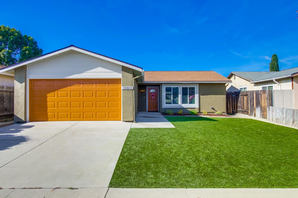 Virtual tour photo 1 of 40 for 10844 Greenford Dr