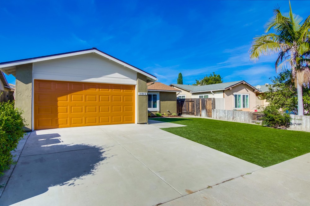 Virtual tour photo 4 of 40 for 10844 Greenford Dr
