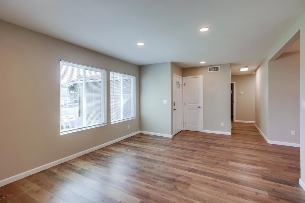 Virtual tour photo 8 of 40 for 10844 Greenford Dr