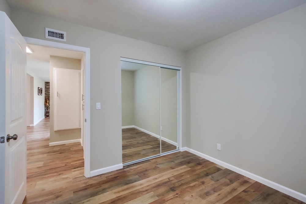Virtual tour photo 33 of 40 for 10844 Greenford Dr