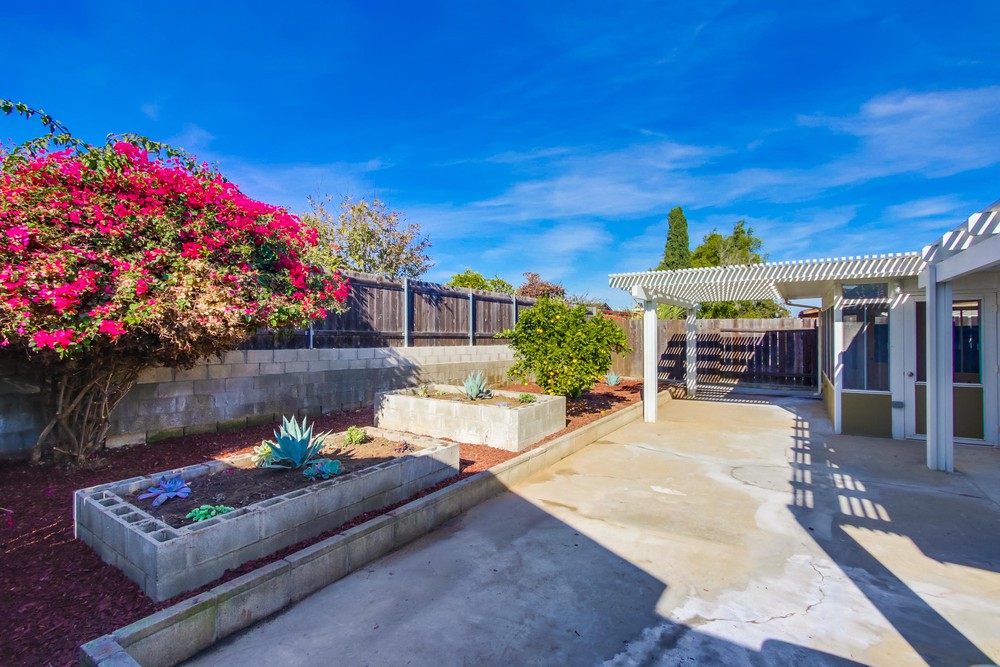 Virtual tour photo 38 of 40 for 10844 Greenford Dr