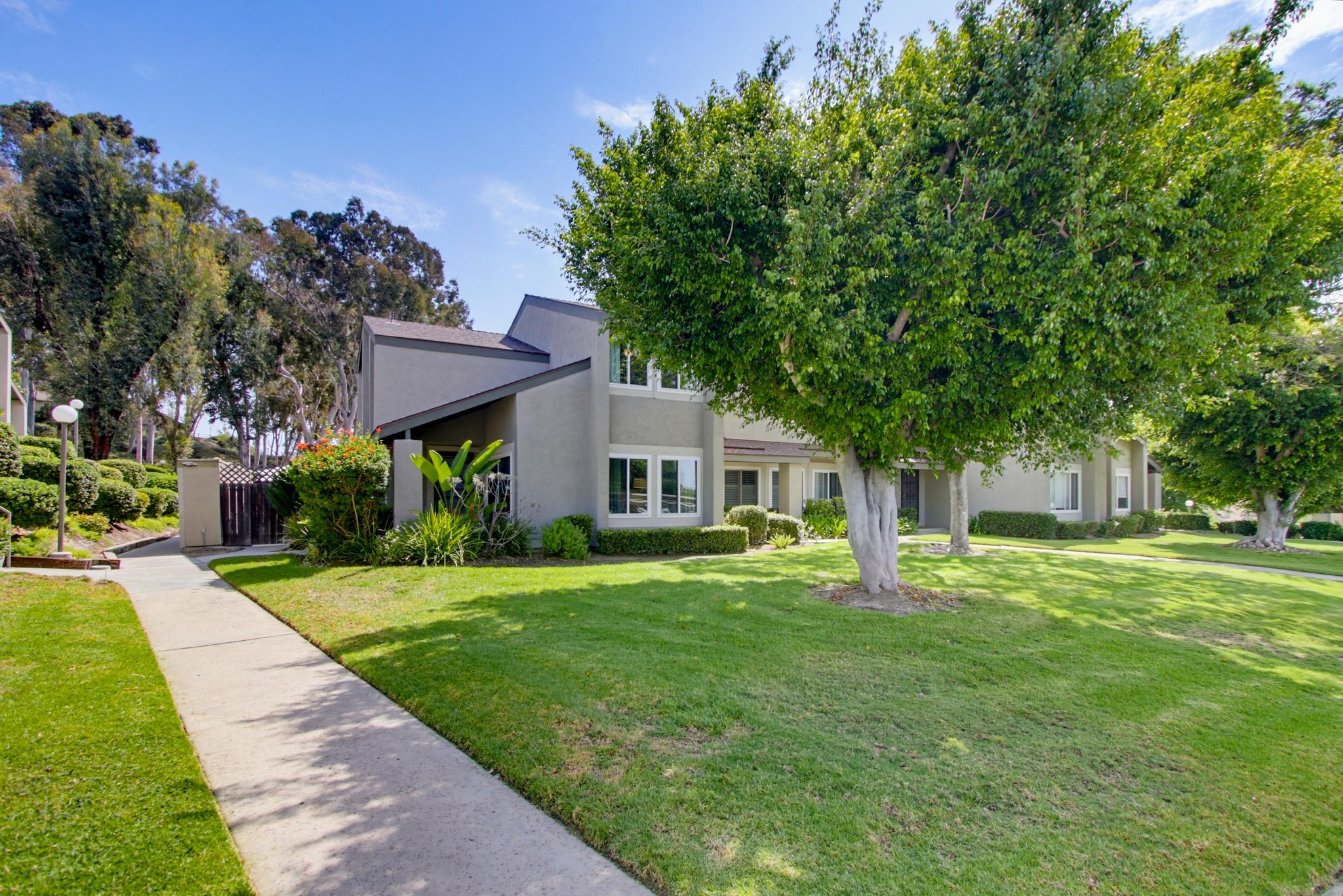 Virtual tour photo 1 of 50 for 10854 Macouba Pl