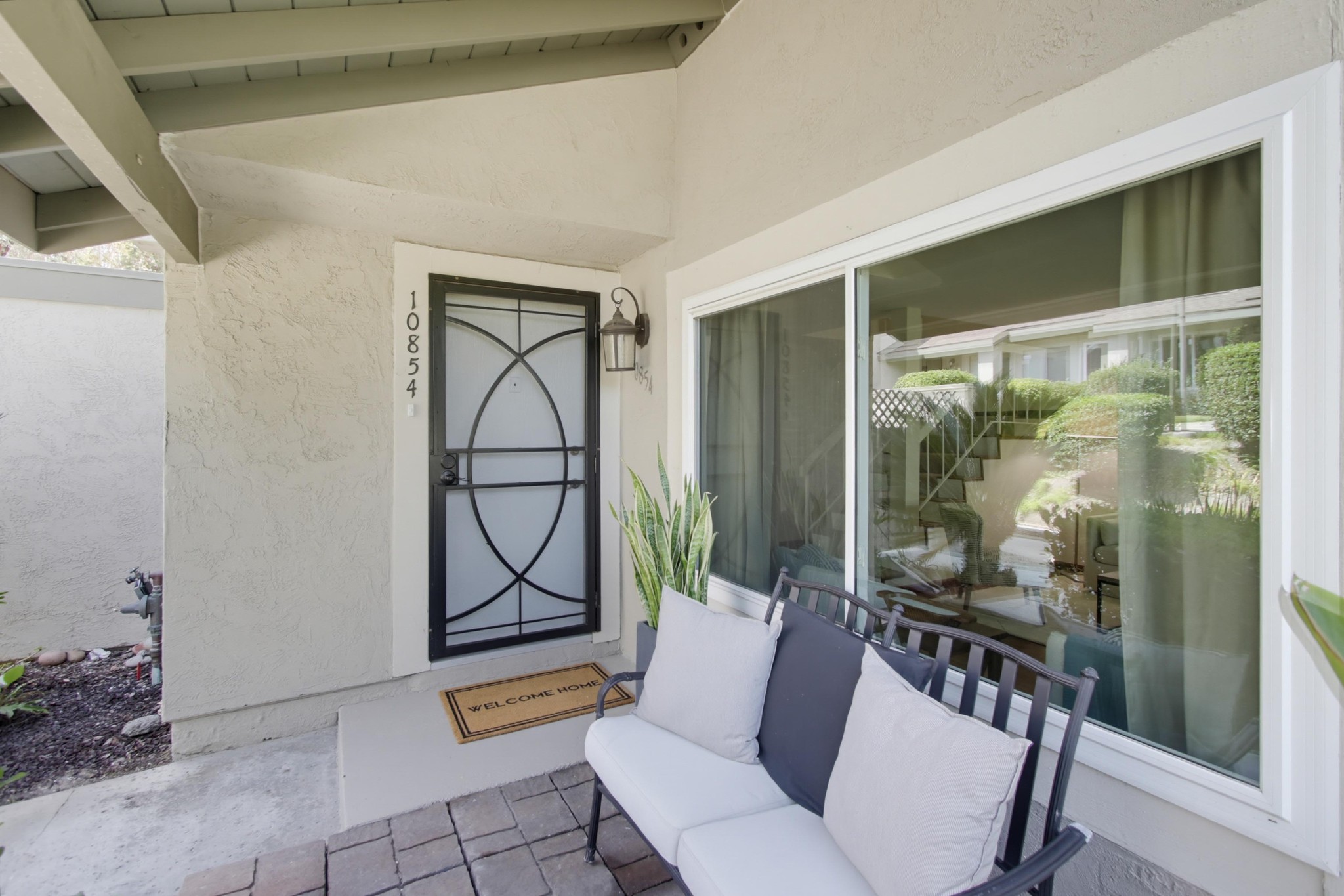 Virtual tour photo 5 of 50 for 10854 Macouba Pl