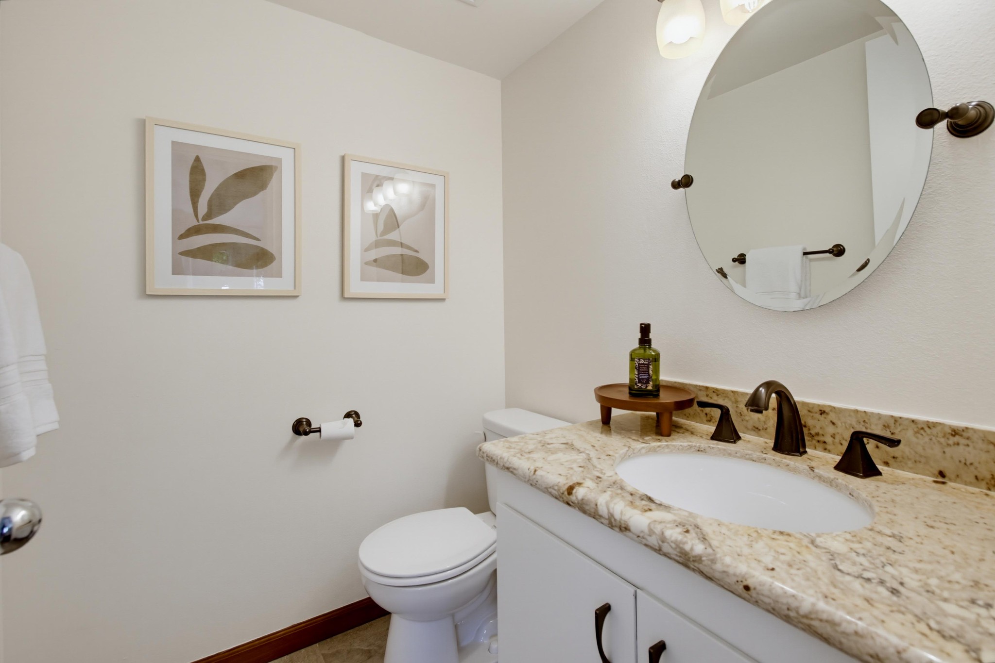 Virtual tour photo 16 of 50 for 10854 Macouba Pl