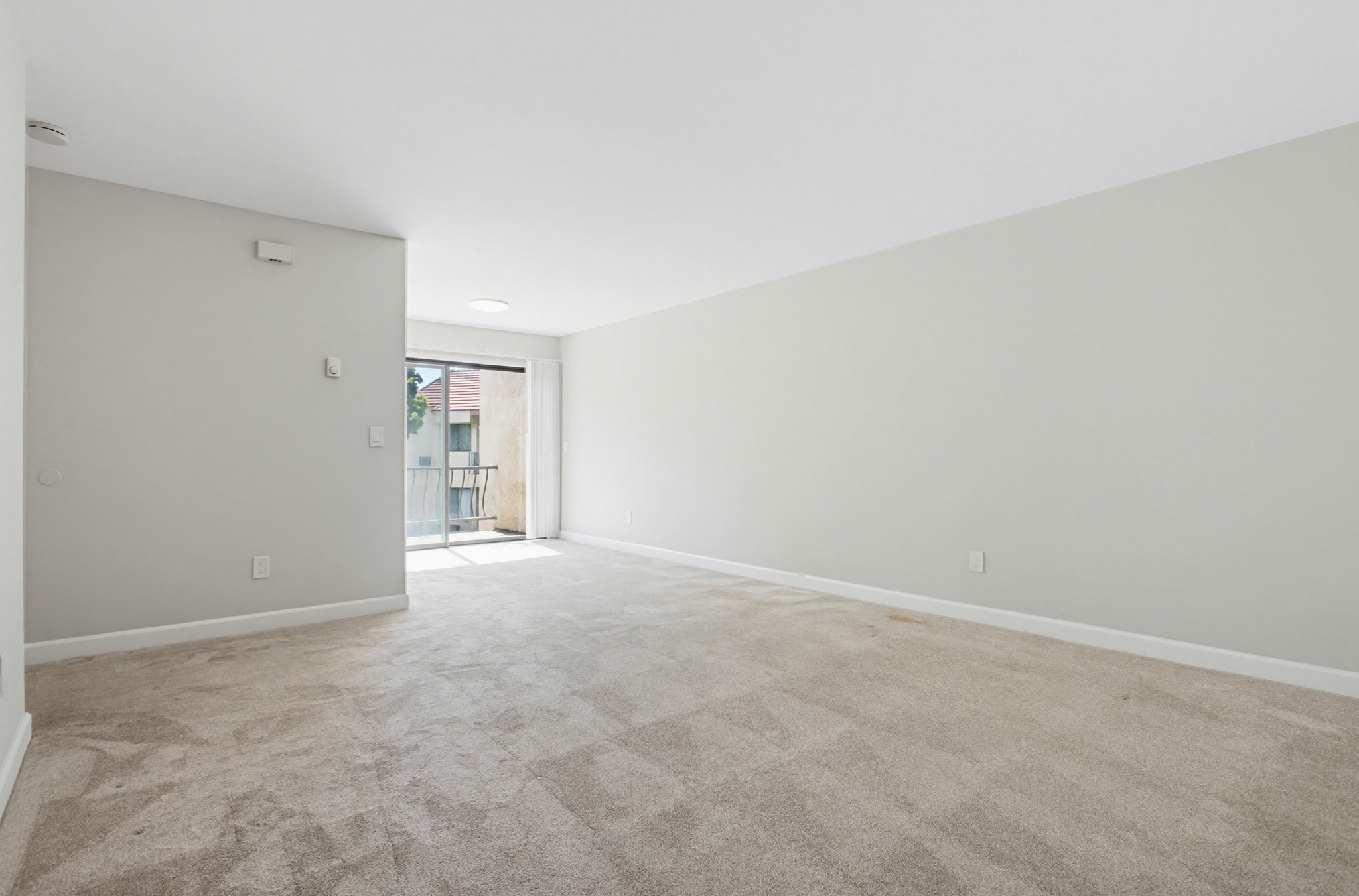 Virtual tour photo 6 of 30 for 10855 Camino Ruiz Unit 38