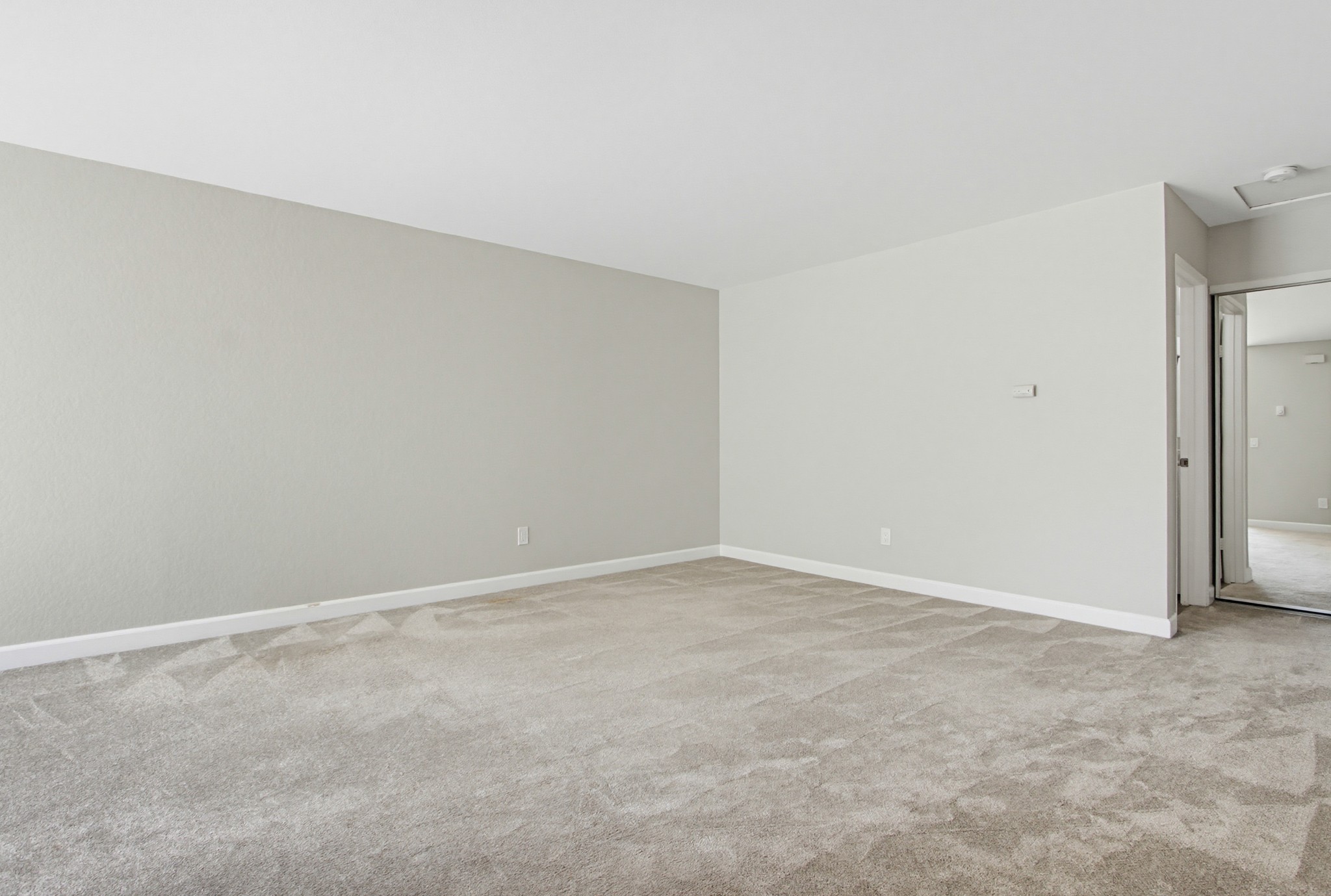 Virtual tour photo 7 of 30 for 10855 Camino Ruiz Unit 38