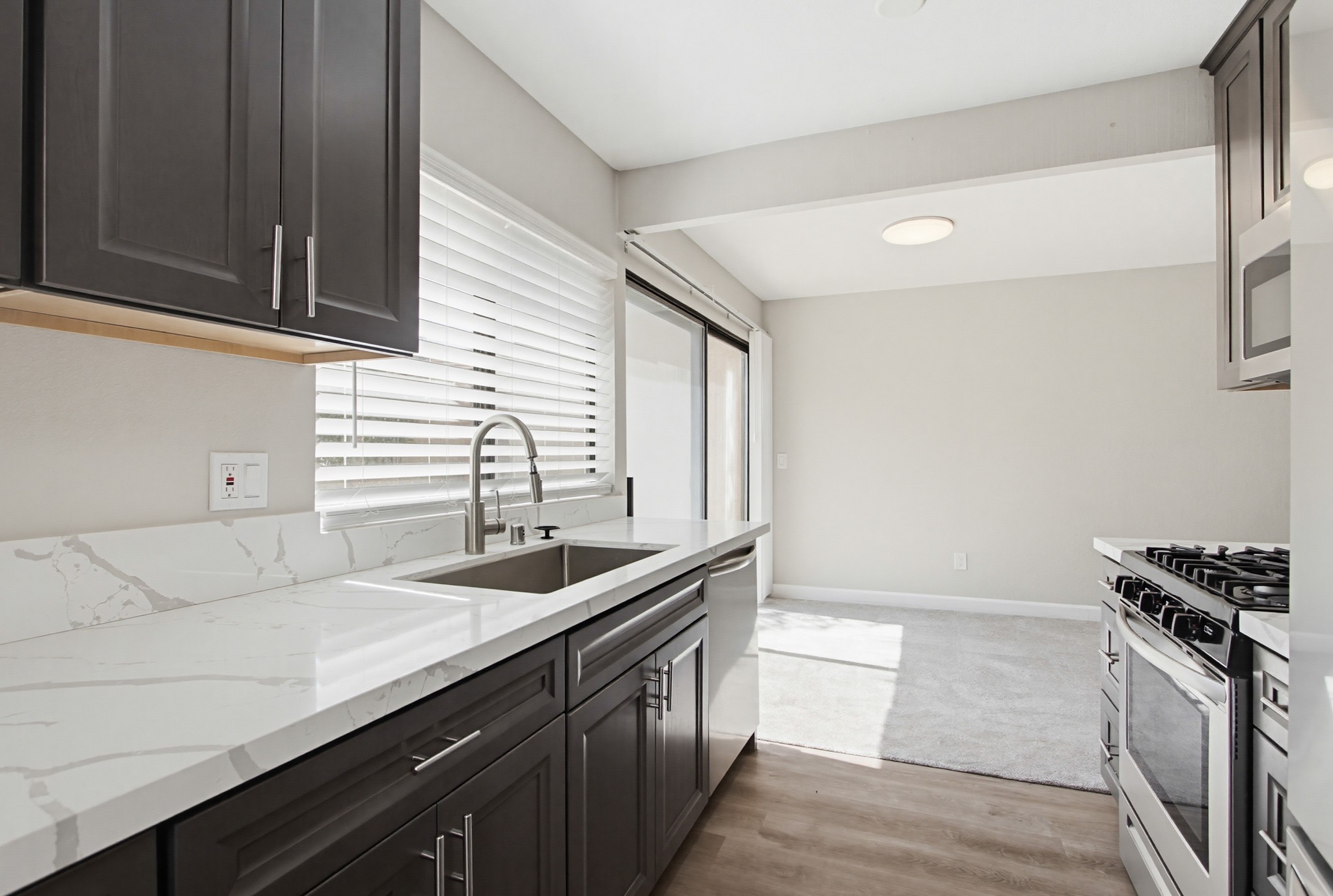 Virtual tour photo 15 of 30 for 10855 Camino Ruiz Unit 38